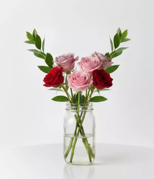 Sweetheart Roses in Mason Jar