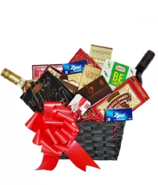 name: Wine & Gourmet Gift Basket